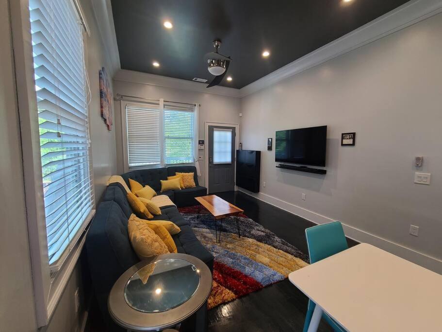 West End Modern Atlanta 3 Bedroom Bungalow Exterior foto